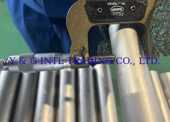 Tabung Titanium tanpa jahitan Tersedia dalam Gr1 dan Gr3 Standar ASTM B338