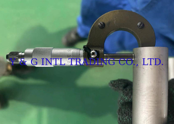 Kandungan Kekotoran 1% Titanium Alloy Lapisan Panjang Tabung &lt; 15000 mm Dinding 0,1-10 mm
