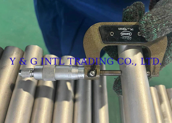 Titanium tabung bulat dipoles paduan tanpa jahitan dilas 0,1% kekotoran